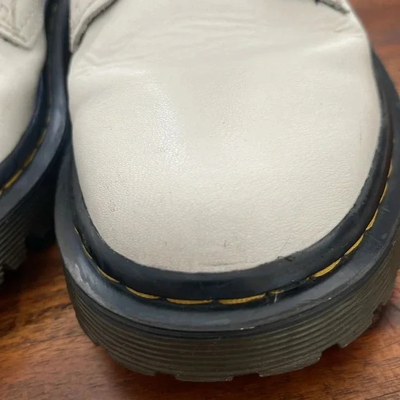 Dr. Martens Women's Luana AW004 Lace Up Boots Off White size 6 - Picture 8 of 17